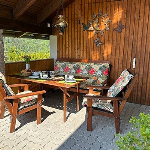 Der überdachte Freisitz -  Der überdachte Freisitz -